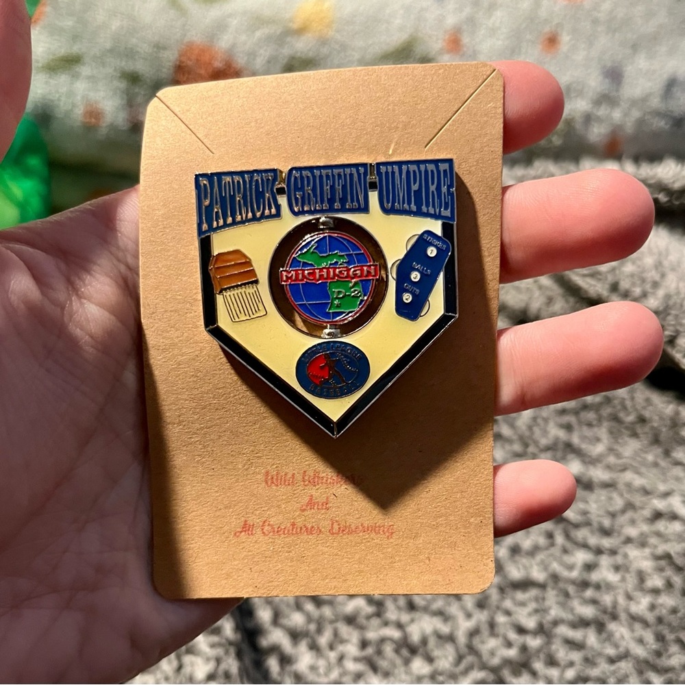 PATRICK GRIFFIN UMPIRE MICHIGAN PIN